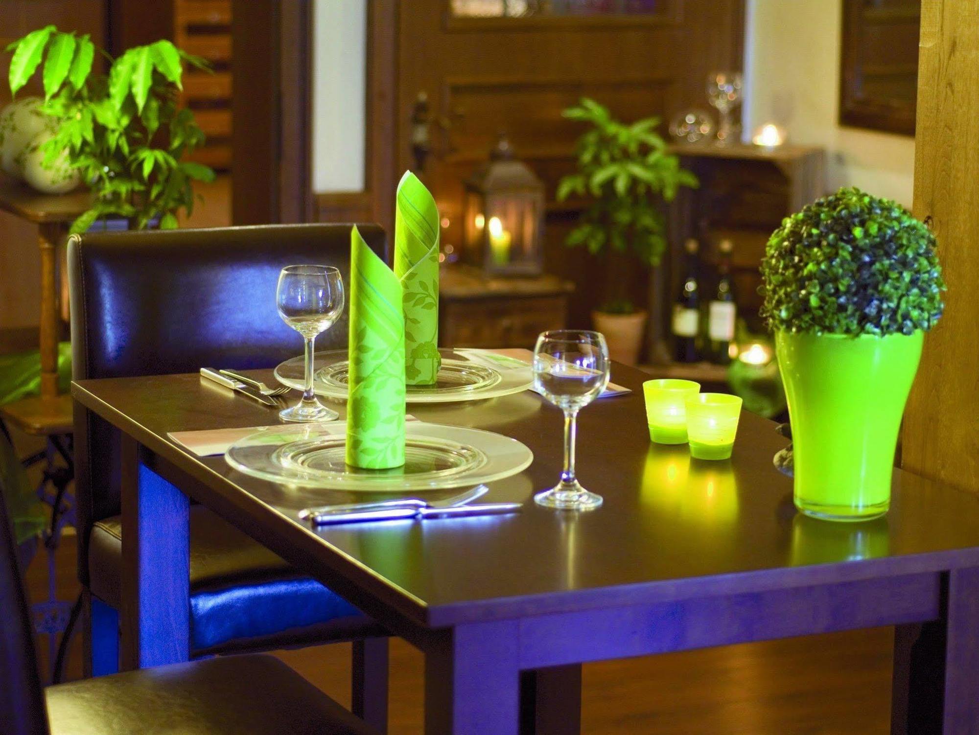 Buescher'S Hotel Und Restaurant Bielefeld Restoran gambar